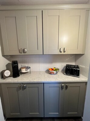 Private kitchen - Cozy 2BR Fairport Village home

 (Fairport)