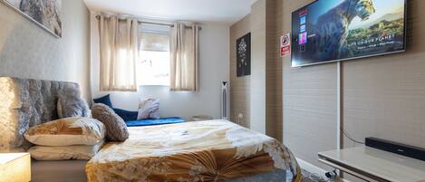 2 Schlafzimmer, Bügeleisen/Bügelbrett, WLAN, Bettwäsche