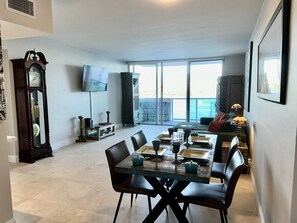 Dining - South Beach View Condo (Miami Beach)