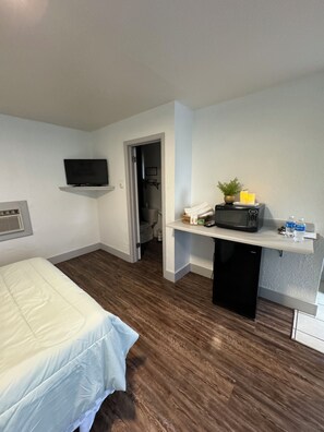 Habitación básica | Wifi gratis y ropa de cama