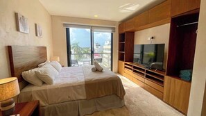 1 間睡房、房內夾萬、Wi-Fi