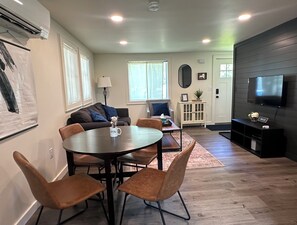 Smart-TV og DVD-spiller