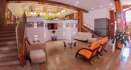 Hotel Mariscal Robledo Cartago