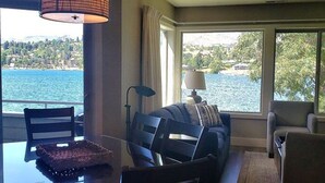 House - Best Life at the Beach (Manson)