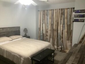 4 bedrooms, iron/ironing board, travel cot, free WiFi