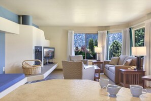 Room - Best Life at the Lodge 2 (Manson)