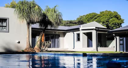 Villameyer Lodge