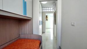 Gambar tidak terklasifikasi, 4 dari 29, tombol