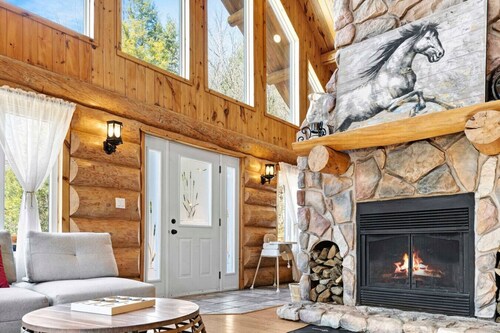 Casa Madera - 11 Acres/SPA/Close to Lac McGregor