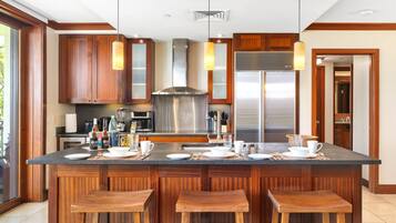 ุซูุงุฌุฉุ ู
ููุฑููููุ ูุฑูุ ู
ุงูููุฉ ูุตูุน ุงููููุฉ/ุงูุดุงู