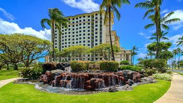 Condo (2 Bedrooms) | Exterior