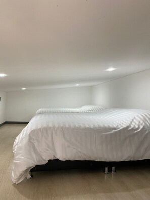 Deluxe Apartment | Individually decorated, individually furnished, desk, laptop workspace - Donde duerme el embajador (Bogotá)
