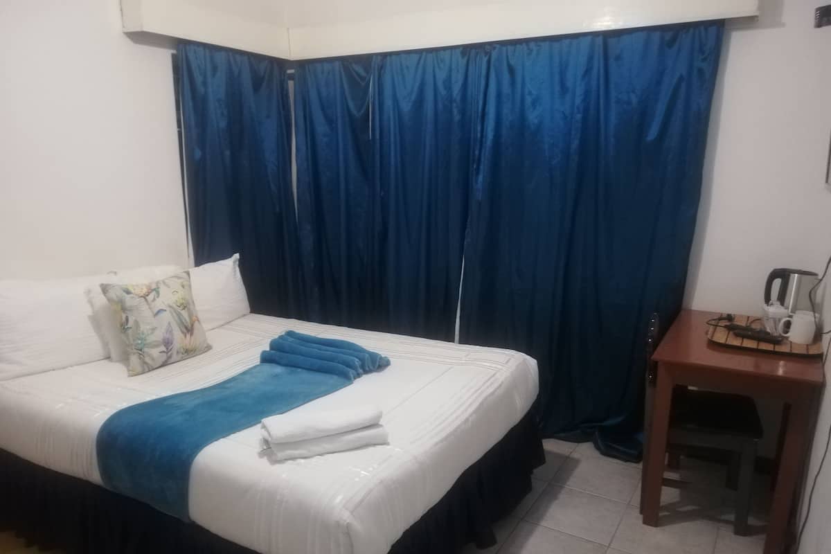Standard Double Room | Down comforters, laptop workspace, iron/ironing board, WiFi (free)