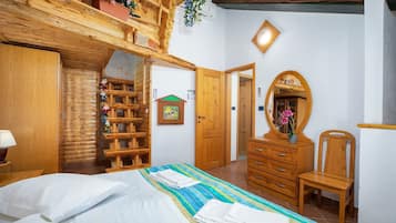 1 Schlafzimmer, Reisekinderbett, kostenloses WLAN, Bettwäsche