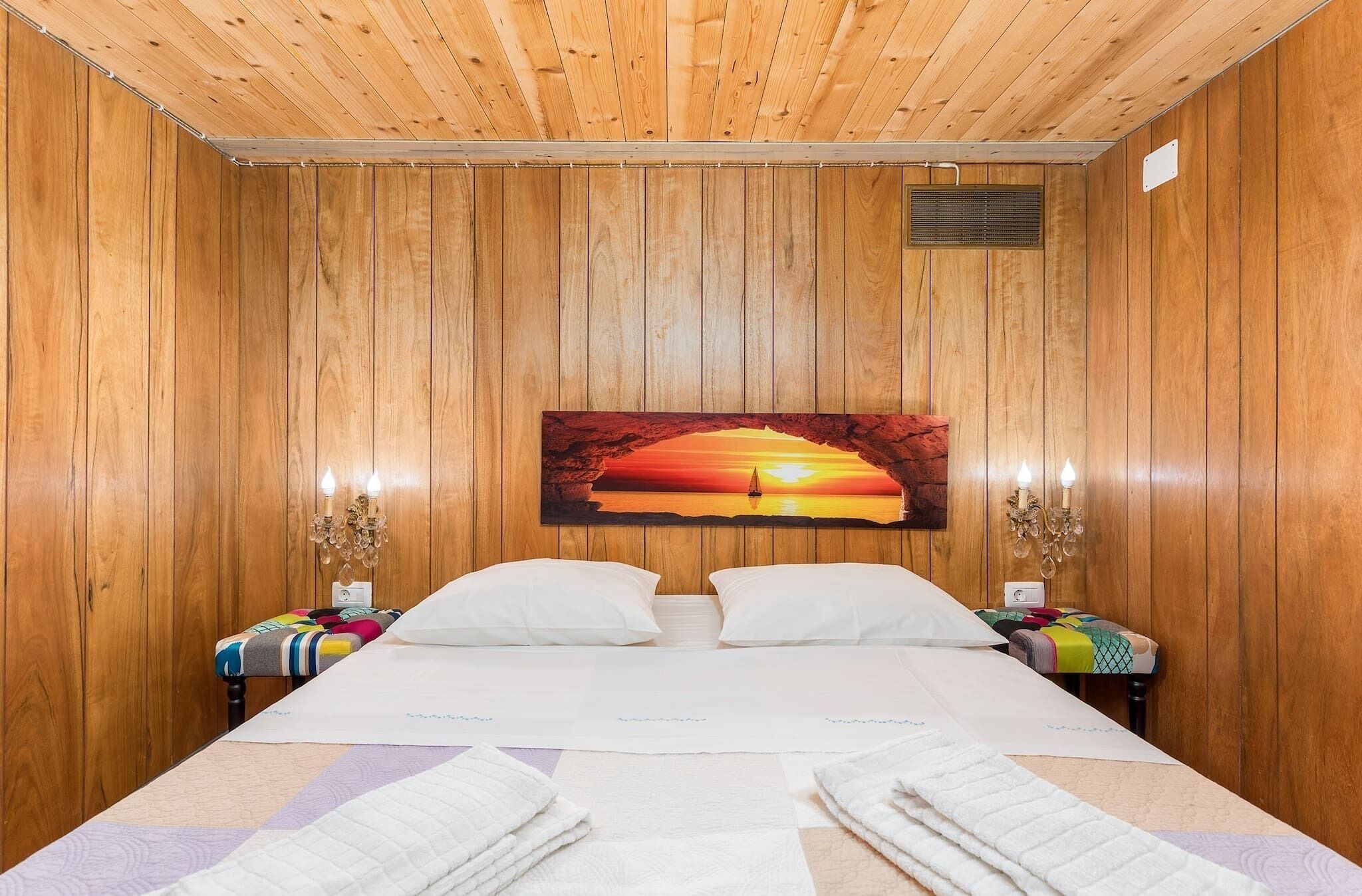 3 Schlafzimmer, Reisekinderbett, kostenloses WLAN, Bettwäsche