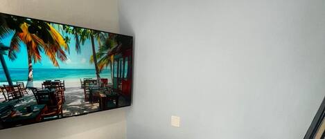 1 habitación, tabla de planchar con plancha y wifi