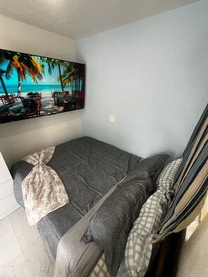 1 Schlafzimmer, Bügeleisen/Bügelbrett, WLAN