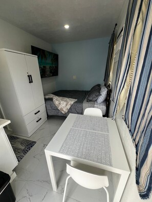 1 quarto, ferros/tábuas de passar roupa, Wi-Fi