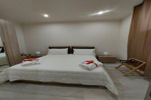 1 Schlafzimmer, Bügeleisen/Bügelbrett, Reisekinderbett, kostenloses WLAN