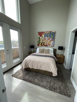 1 slaapkamer, een strijkplank/strijkijzer, gratis wifi, beddengoed