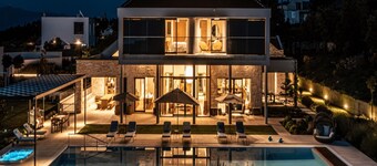 Grandiose Brac Villa | Villa Mediteranea | 6 Bedrooms | Infinity pool & Outdoor.