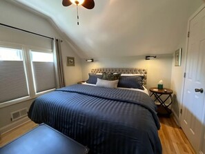 2 Schlafzimmer, Schreibtisch, Bügeleisen/Bügelbrett, kostenloses WLAN