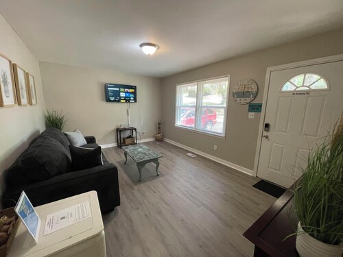 The Argonne / Stylish • Contemporary • Comfortable