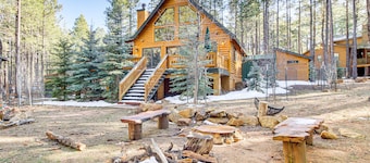 Family-Friendly Cabin w/ Fire Pit in Forest Lakes