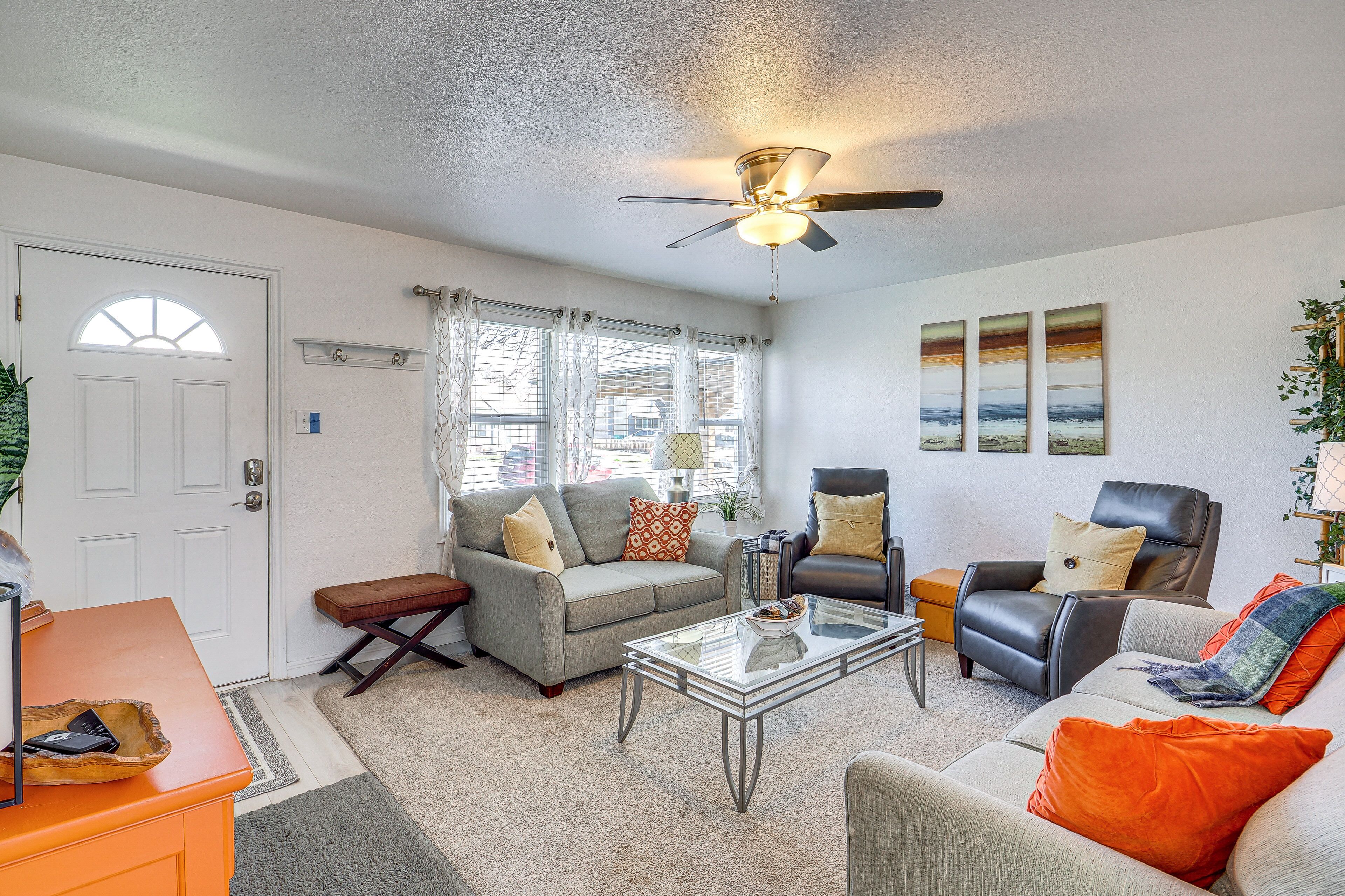 Charming Orem Home W/ Yard - Near Byu & Uvu! - Orem, UT
