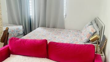 1 bedroom, desk, bed sheets