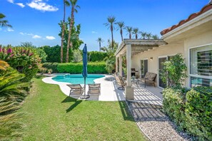 Outdoor pool - The Grove - Pool/Spa/BBQ 29 days
 (Palm Desert)