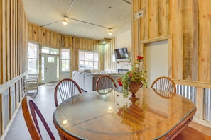 Dining - Downtown Lineville Vacation Rental ~ 10 Mi to Lake (Lineville)
