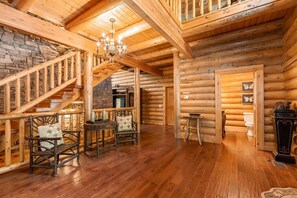 Cabin, Multiple Beds, Jetted Tub (Legend Crest Lodge) | Interior - Legend Crest Lodge (Sevierville)