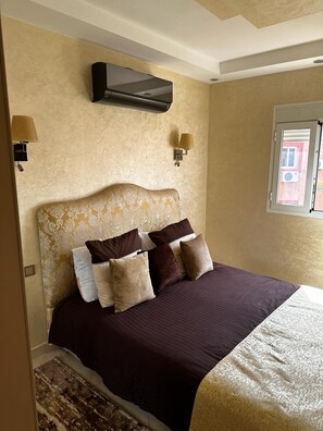 2 habitaciones, tabla de planchar con plancha y wifi gratis 