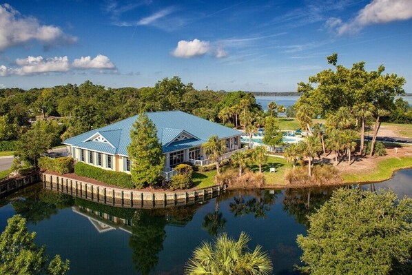 Exterior - Bluewater Resort and Marina #1
(Hilton Head Island)