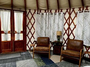 Interior - Catskills Luxury Yurt - Awesome Glamping experience  (East Meredith)