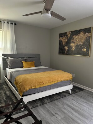 3 bedrooms, iron/ironing board, free WiFi, bed sheets - S.V. Hideaway on the Hill (Birmingham)