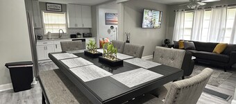 S.V. Hideaway on the Hill