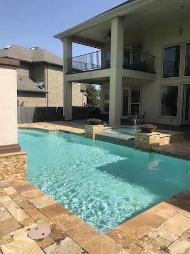 Welcome to 5BR Luxury Home With Pool in beautiful Katy, Texas
