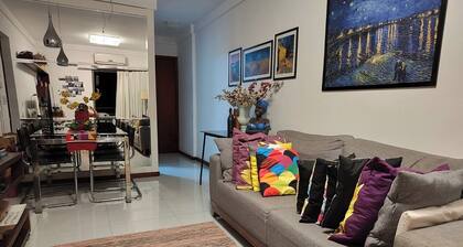 Hostel for One: quarto e banheiro privativos
