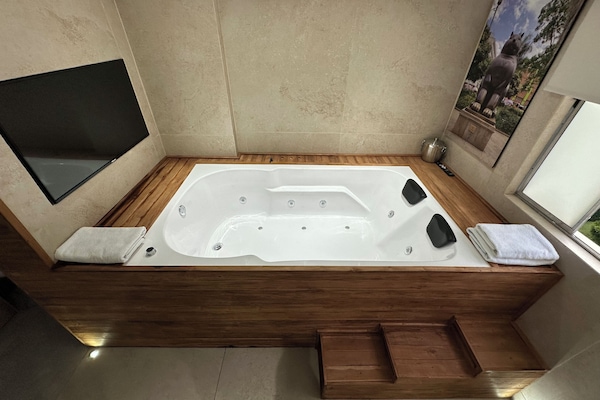 Your private Jacuzzi