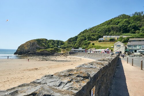Charming retreat – Near the Sea & Pendine Sands