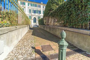 Overnatningsstedets facade