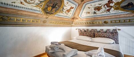 1 chambre, fer et planche à repasser, lit parapluie, Wi-Fi gratuit