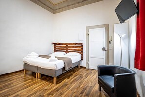 Unclassified image, 5 of 10, button