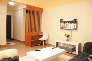 Smart TV, books - Grey Homes, 2 bedroom apartments along mombasa road, near JKIA & SGR Nairobi (Nairobi)