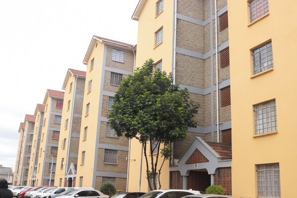 Exterior - Grey Homes, 2 bedroom apartments along mombasa road, near JKIA & SGR Nairobi (Nairobi)