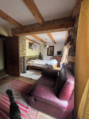 4 bedrooms, iron/ironing board, free WiFi, bed sheets - Villa Nichée au Cœur de la Provence à 20 Minutes de la mer (Évenos)