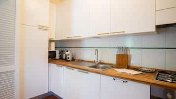 Apartment | 17 bedrooms