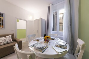 Dining - Apartments Florence- Divina (Firenze)